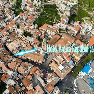  Aparthotel Antica Repubblica In Center At 100mt From The Sea Italy